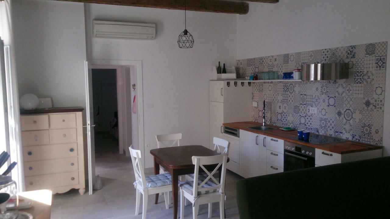 Teslina Apartments Пула Екстериор снимка